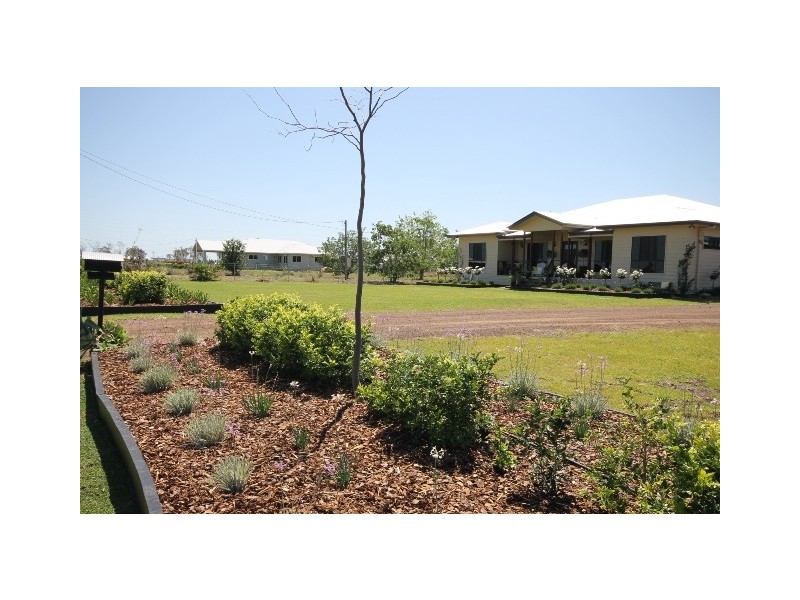 23 Southern Cross Drive, Dalby QLD 4405