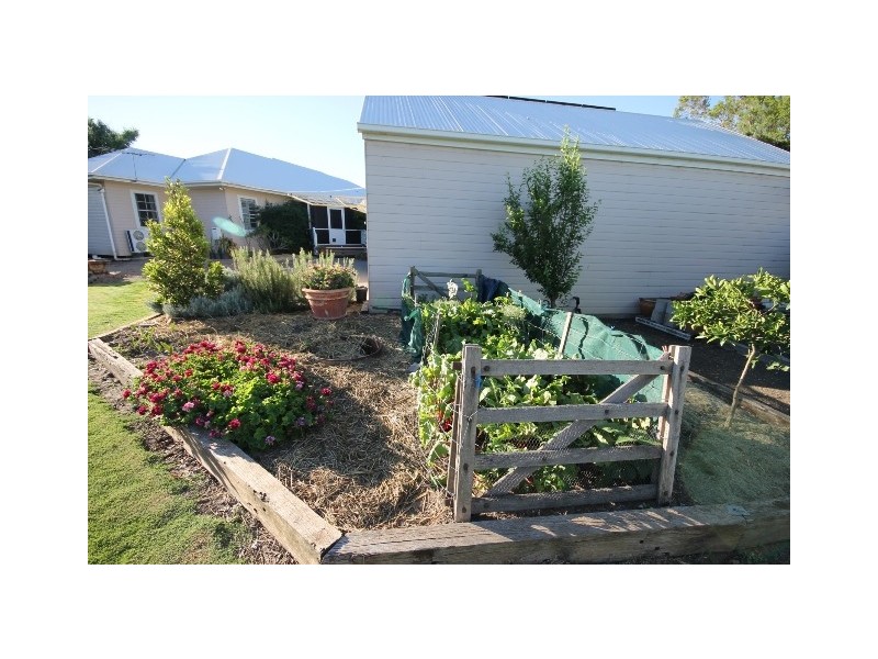 125 Nicholson Street, Dalby QLD 4405