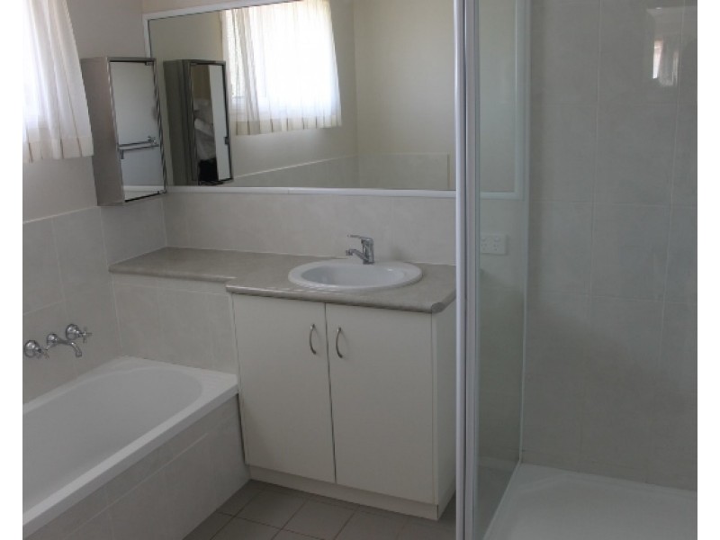 37 Orpen Street, Dalby QLD 4405