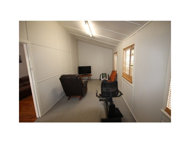 25 Patrick Street, Dalby QLD 4405