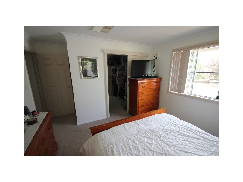 12 Wattle Avenue, Dalby QLD 4405