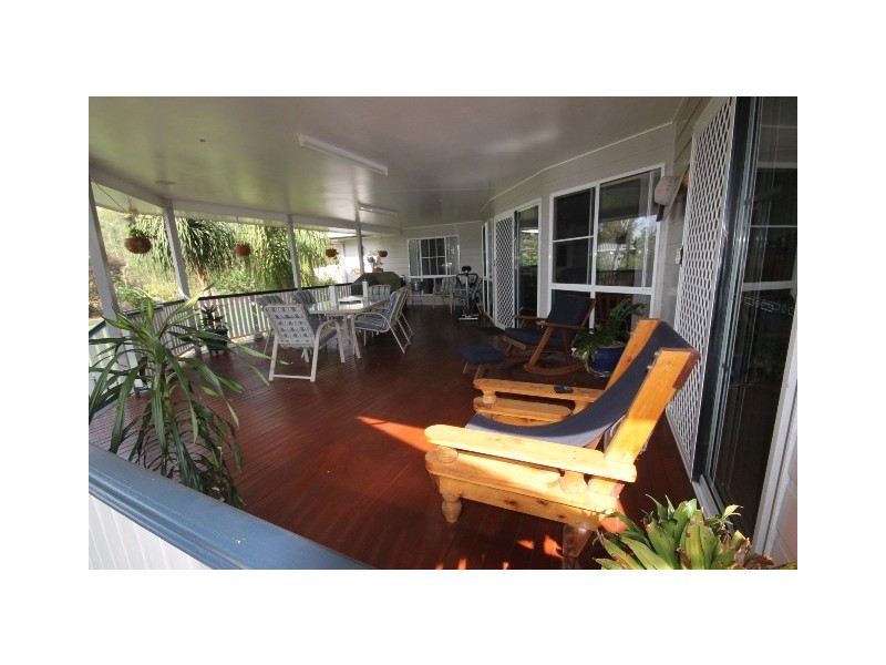 12 Wattle Avenue, Dalby QLD 4405