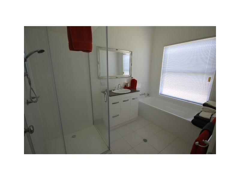 14 Henderson Street, Dalby QLD 4405