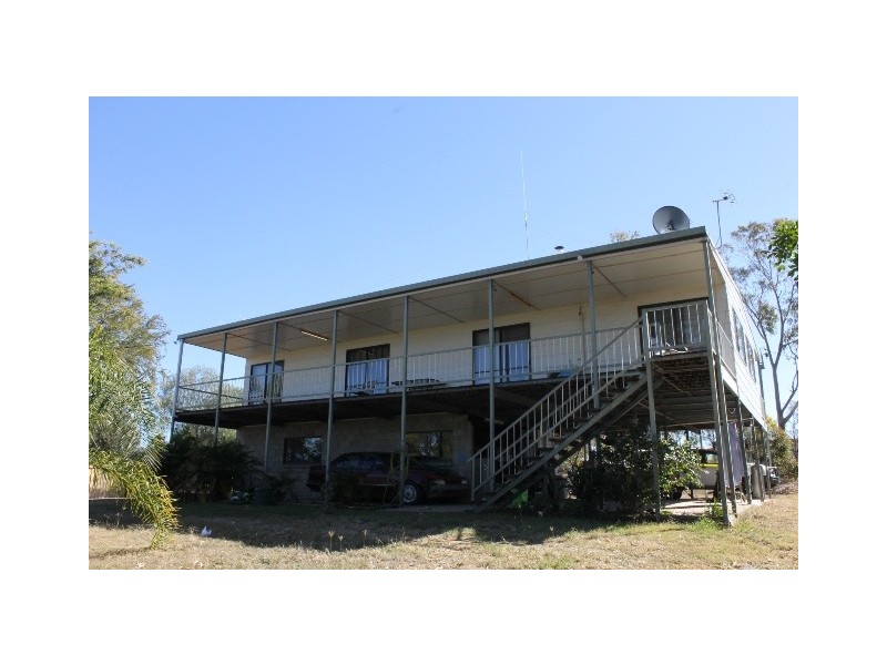 5 Graham Street, Taroom QLD 4420