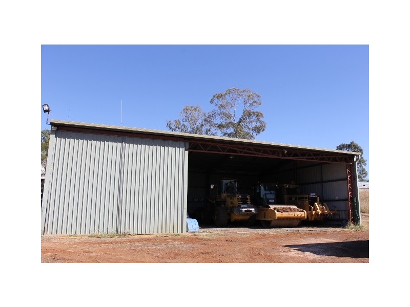 5 Graham Street, Taroom QLD 4420