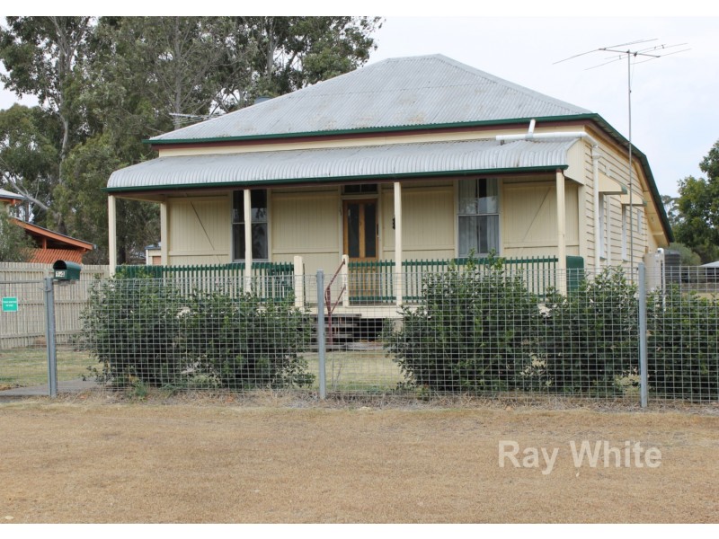 14 Horace Street, Dalby QLD 4405