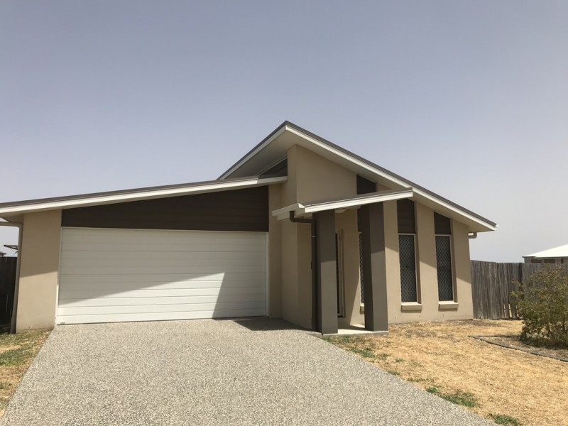 66 Gosden Drive, Dalby QLD 4405