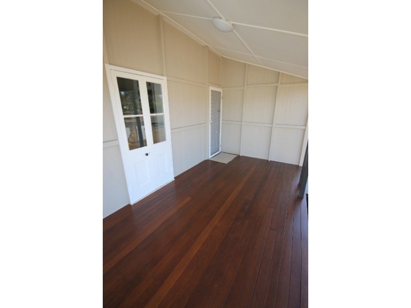 124 Condamine Street, Dalby QLD 4405