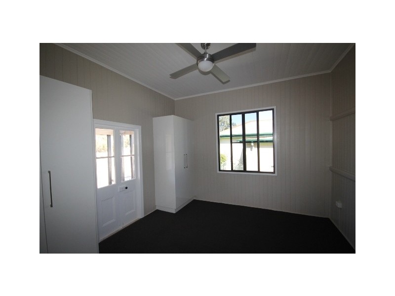 124 Condamine Street, Dalby QLD 4405