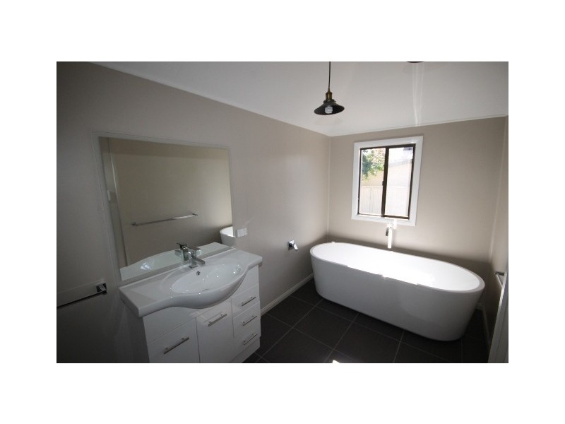 124 Condamine Street, Dalby QLD 4405