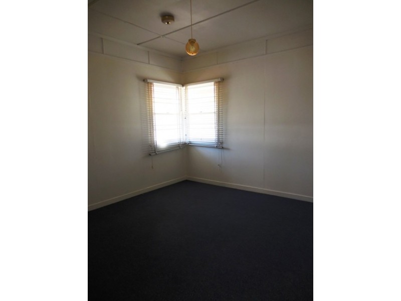 30 Arthur Street, Dalby QLD 4405