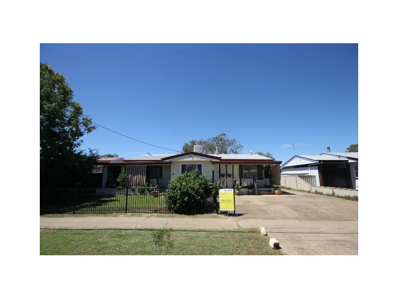 38 Alice Street, Dalby QLD 4405