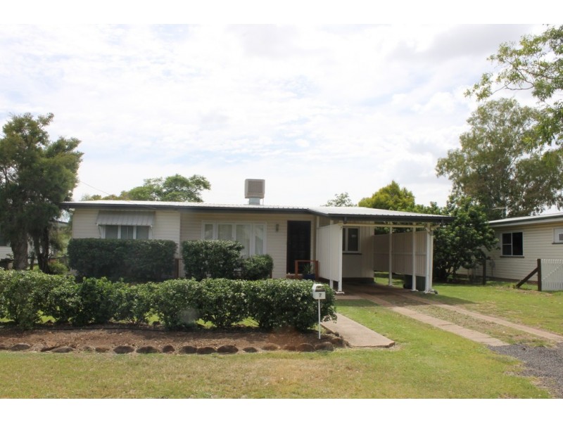 7 Moreton Street, Dalby QLD 4405