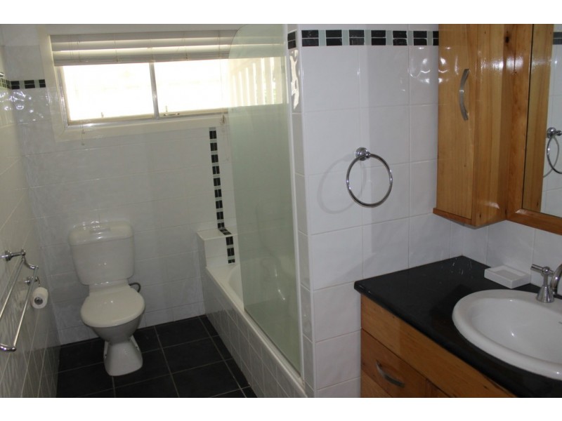 7 Moreton Street, Dalby QLD 4405