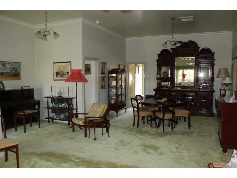 44 Aerodrome Road, Dalby QLD 4405