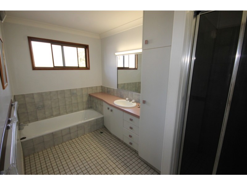 90 Owen Street, Dalby QLD 4405