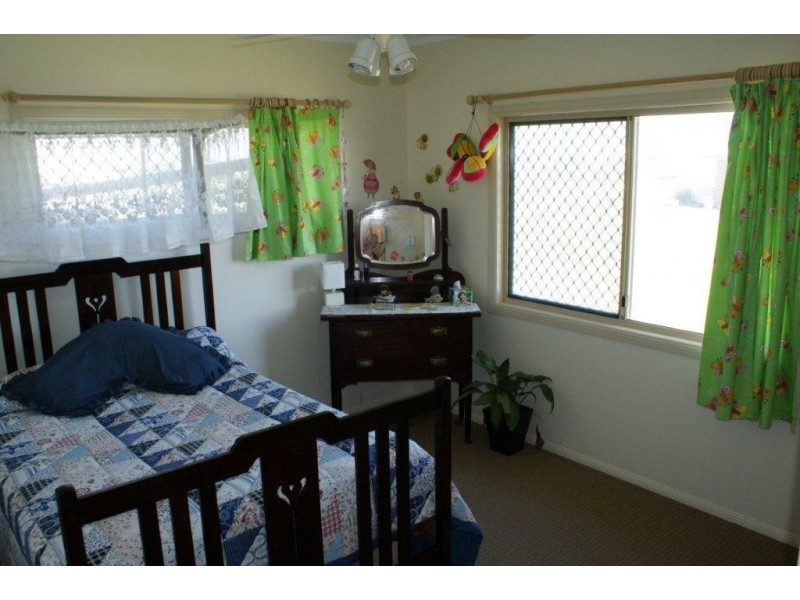 20 Diamond Drive, Dalby QLD 4405