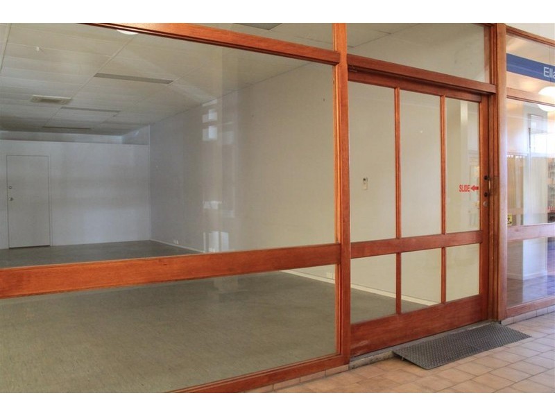 Shop 3 New Street Centre, Dalby QLD 4405