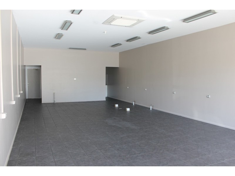 Shop 8, 66 Drayton Street, Dalby QLD 4405