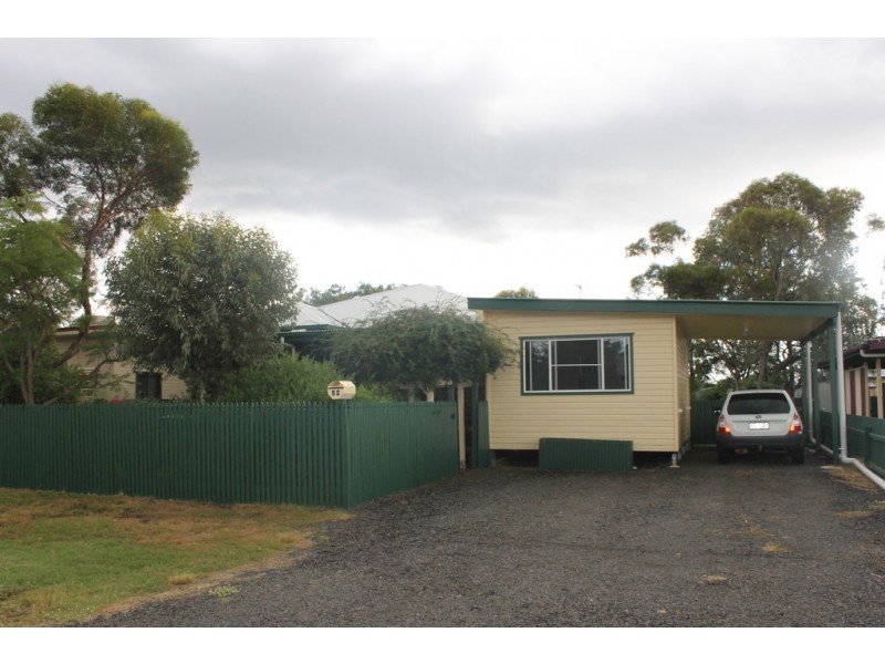 38 Palmer Street, Dalby QLD 4405