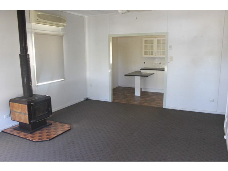 16 Kookaburra Street, Dalby QLD 4405