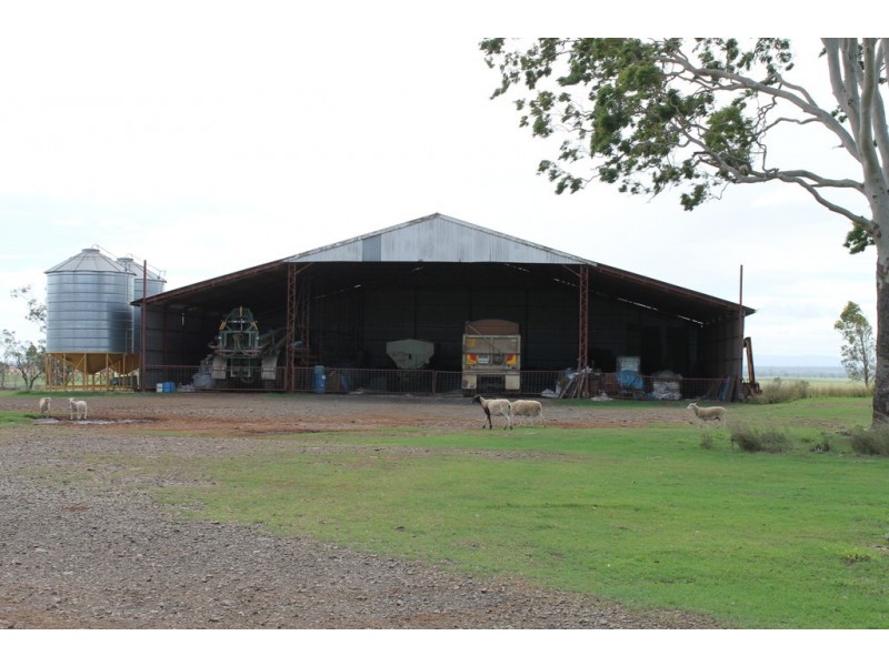 Bowenville QLD 4404