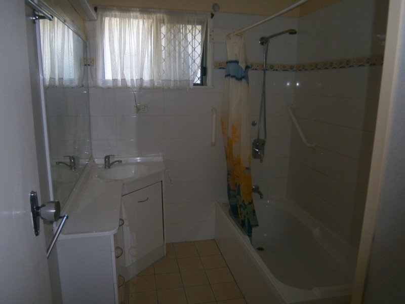 59 Charles Street, Dalby QLD 4405