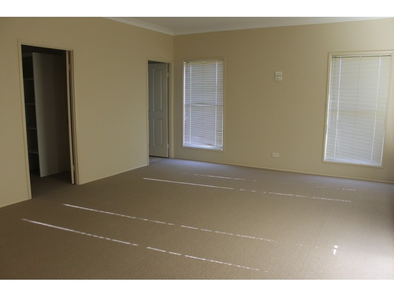 3 Jacaranda Court, Dalby QLD 4405