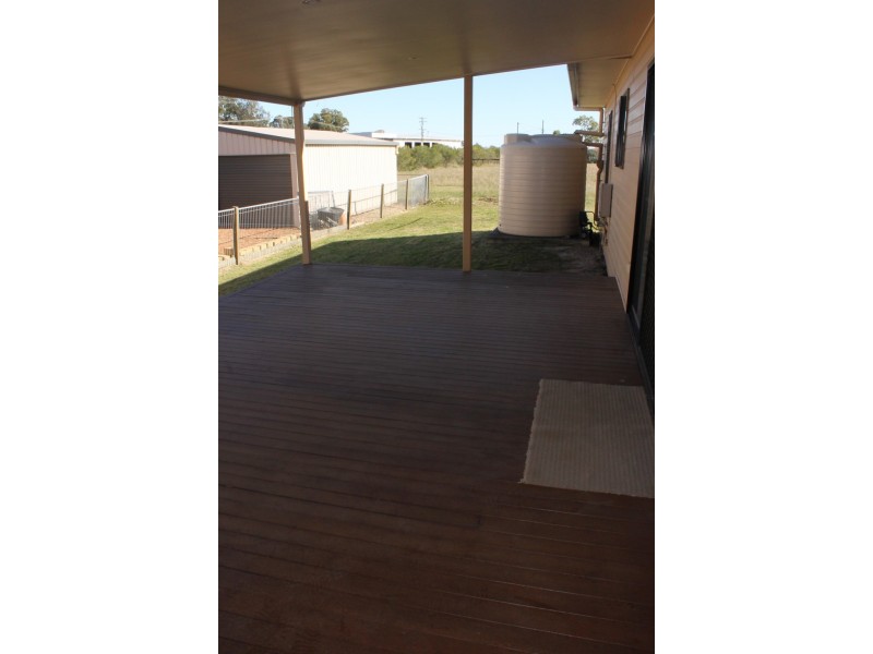 3 Jacaranda Court, Dalby QLD 4405