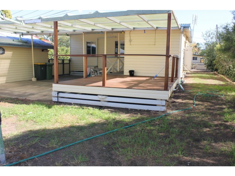 8 Ellen Street, Dalby QLD 4405