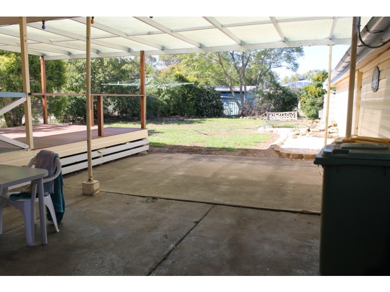 8 Ellen Street, Dalby QLD 4405