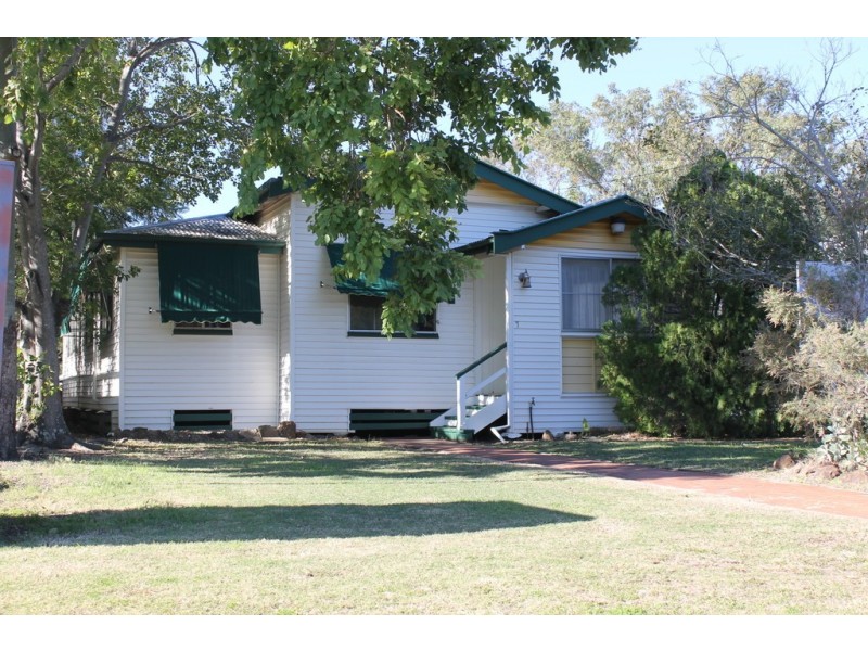 21 Patrick Street, Dalby QLD 4405