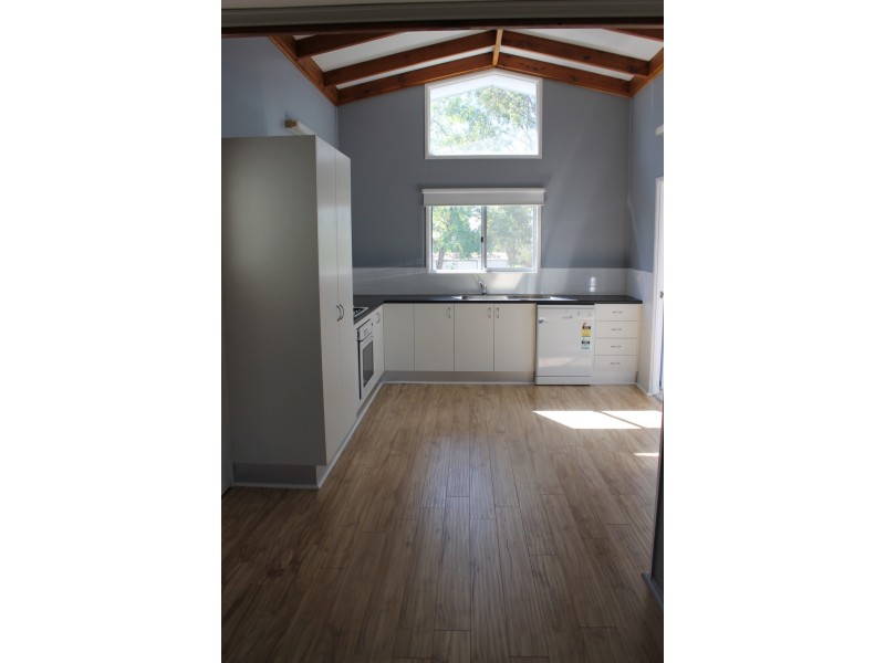 6 Margaret Avenue, Dalby QLD 4405