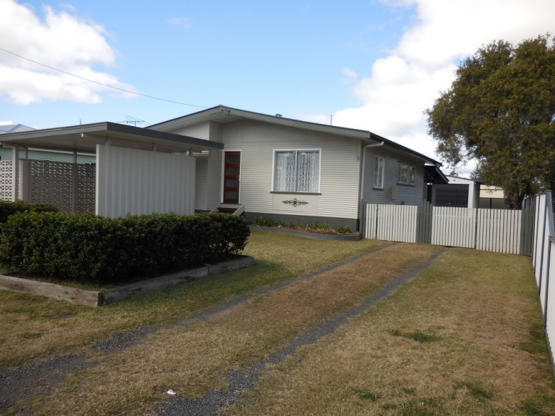 9 Clark Street, Dalby QLD 4405