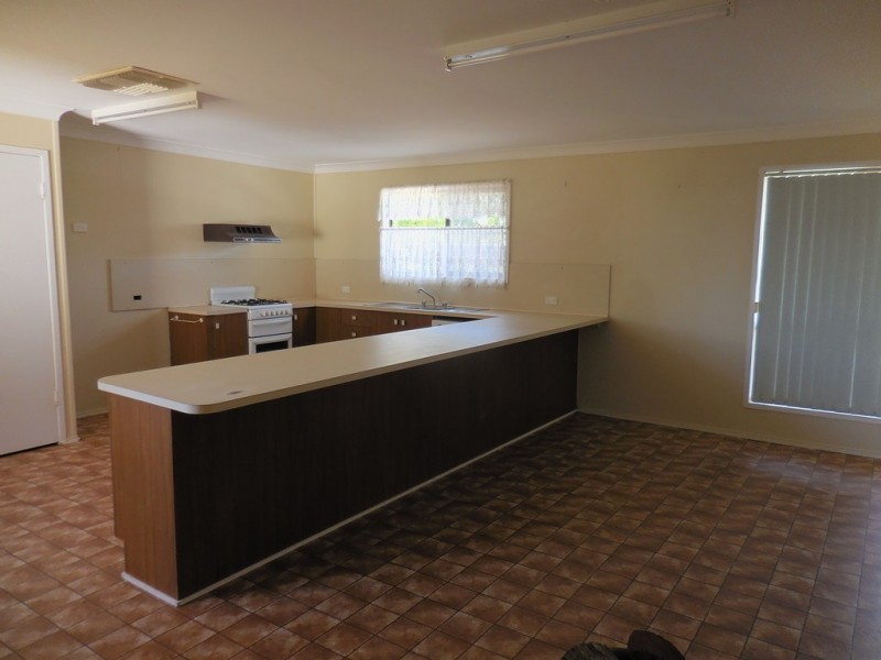 8 Ormonde Court, Dalby QLD 4405