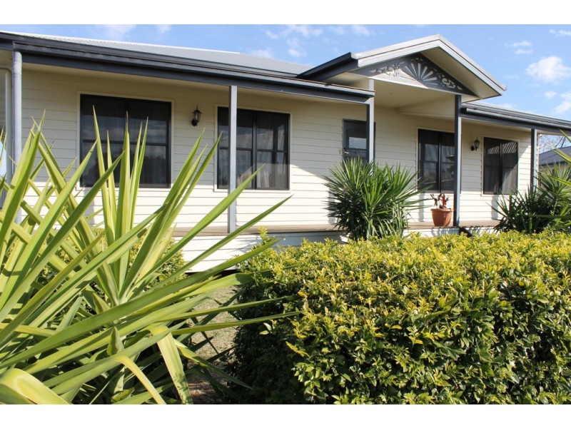 19 Burke Street, Dalby QLD 4405