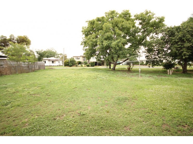75 Myall Street, Dalby QLD 4405