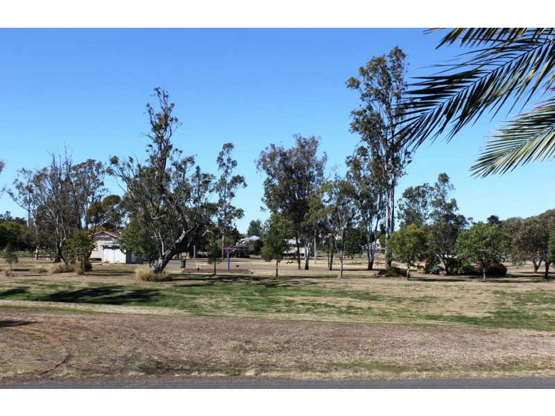 35 Queen Street, Jandowae QLD 4410