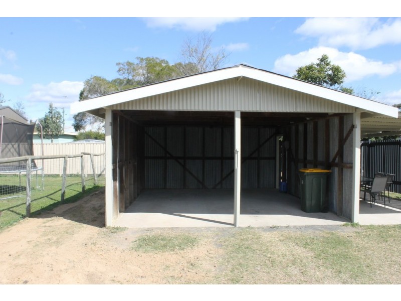 134 Drayton Street, Dalby QLD 4405