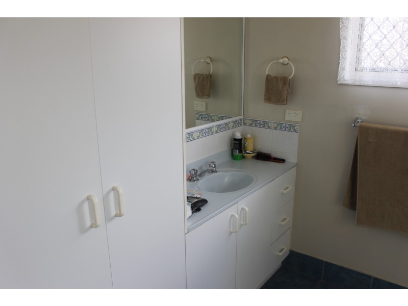 35 Palmer Street, Dalby QLD 4405