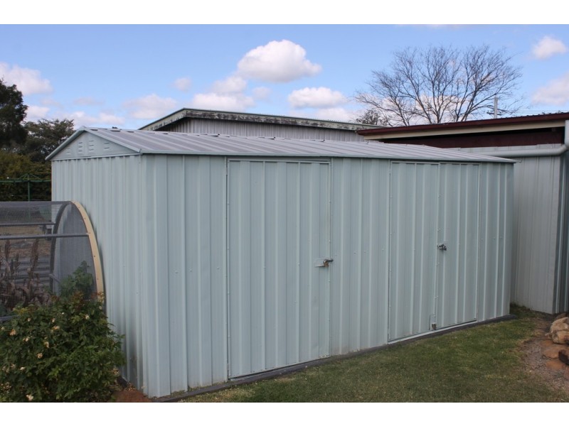 35 Palmer Street, Dalby QLD 4405