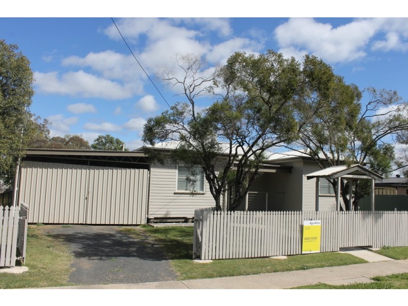 138 Drayton Street, Dalby QLD 4405