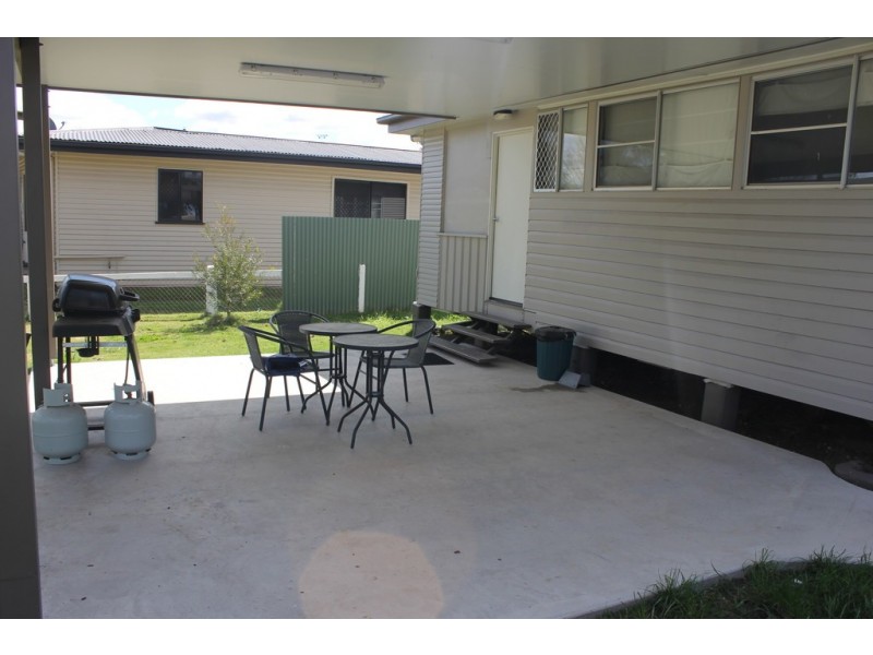 138 Drayton Street, Dalby QLD 4405