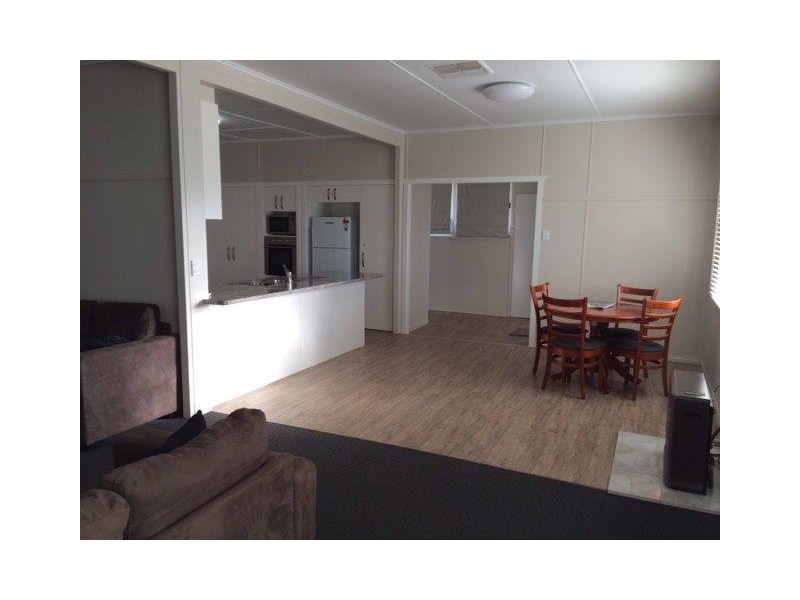 138 Drayton Street, Dalby QLD 4405