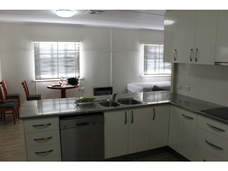 138 Drayton Street, Dalby QLD 4405