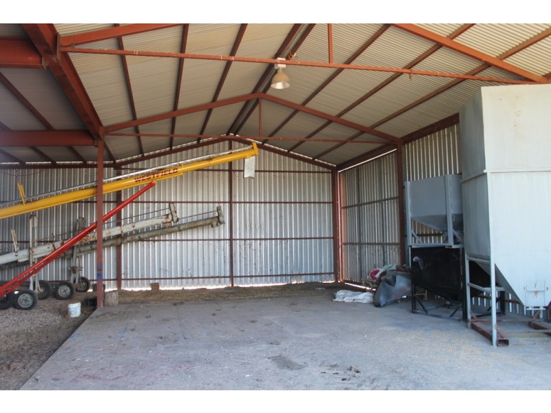 Tara QLD 4421