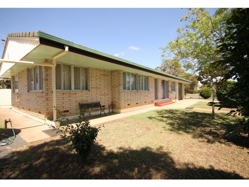46 Swan Street, Dalby QLD 4405