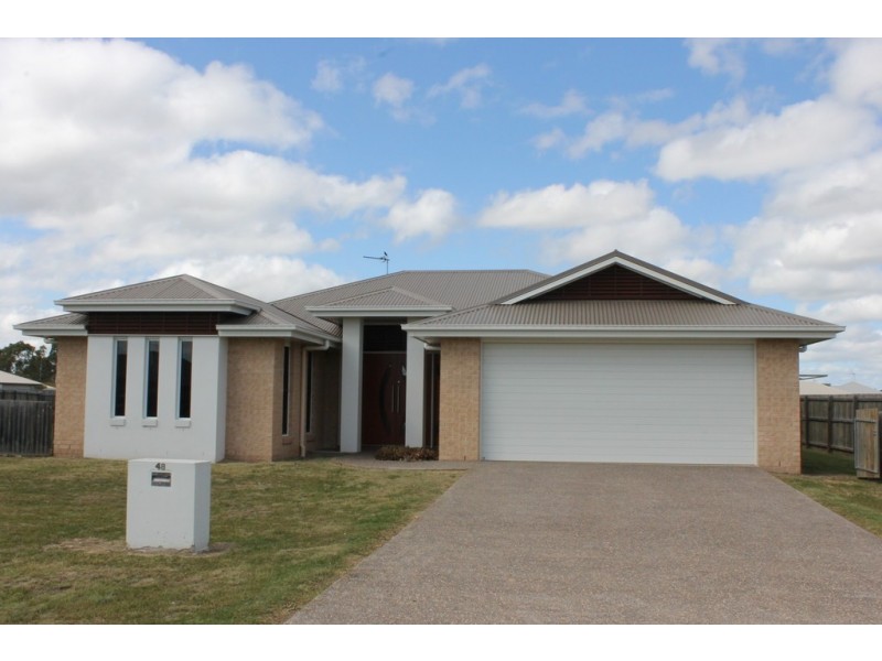 48 Diggers Drive, Dalby QLD 4405