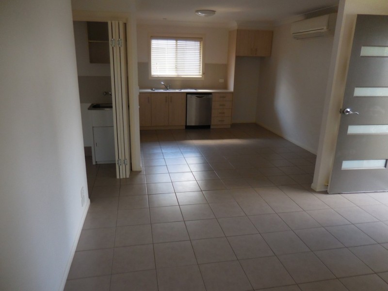 2/18 Myall Street, Dalby QLD 4405