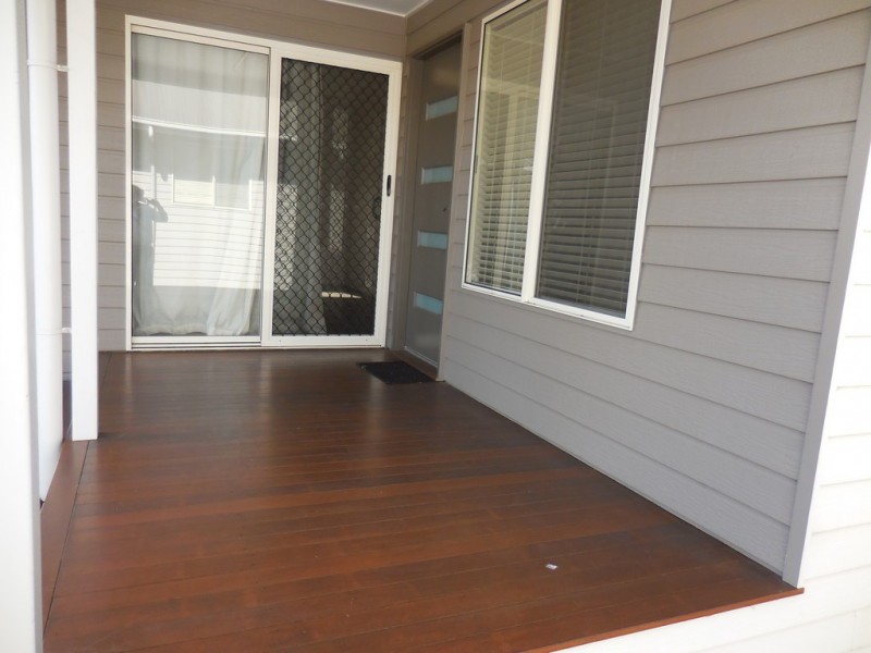 2/18 Myall Street, Dalby QLD 4405